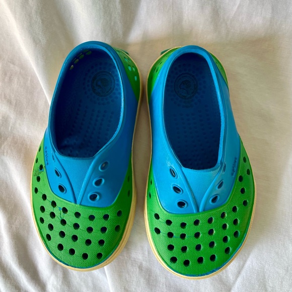 Native “Miller” Slip-On Shoes - Blue/Green Toddler Size 7 - Picture 2 of 4